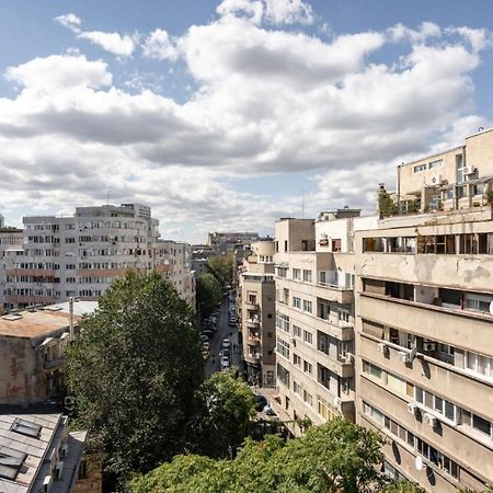 Spacious And Cozy Apartment In Central Bucarest Extérieur photo