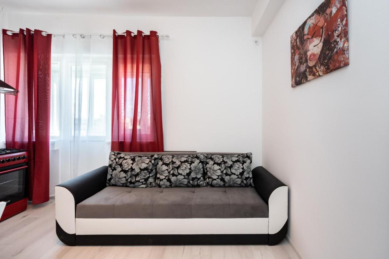 Spacious And Cozy Apartment In Central Bucarest Extérieur photo